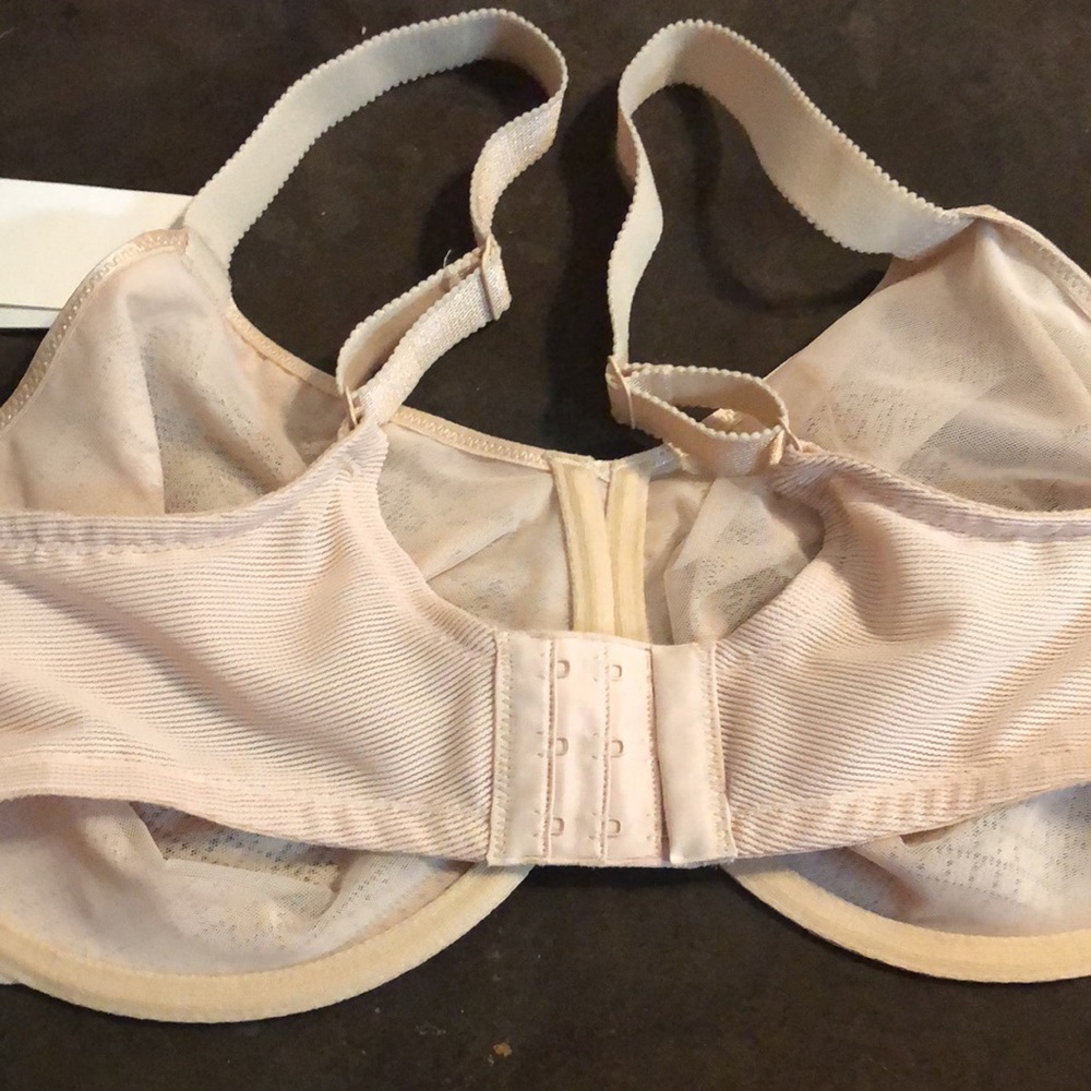 Wacoal Bra 42DDD - Picture 5 of 9